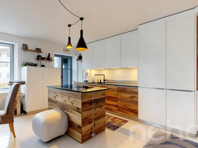 Bel appartement de 5 pièces de 97 m² dans le centre de La Plaine image 1