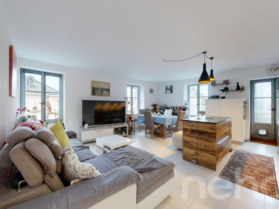 Bel appartement de 5 pièces de 97 m² dans le centre de La Plaine image 3