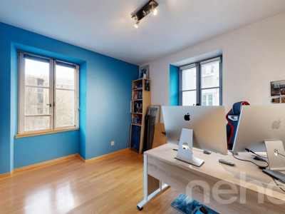 Bel appartement de 5 pièces de 97 m² dans le centre de La Plaine image 8