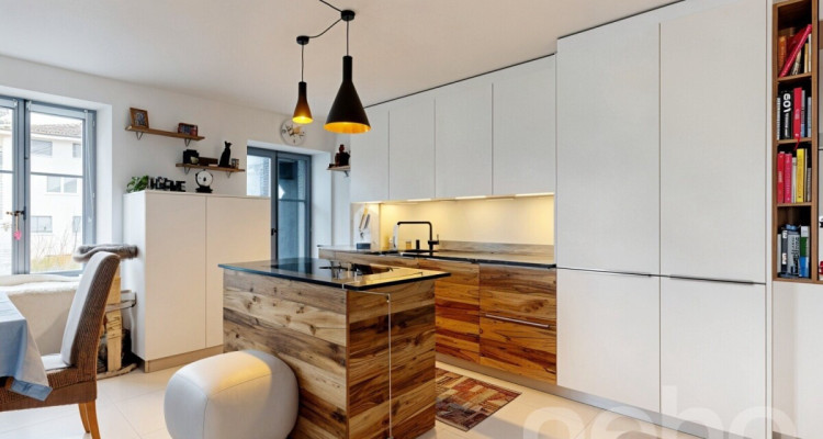 Bel appartement de 5 pièces de 97 m² dans le centre de La Plaine image 1
