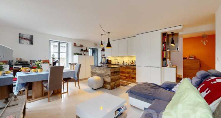 Bel appartement de 5 pièces de 97 m² dans le centre de La Plaine image 5