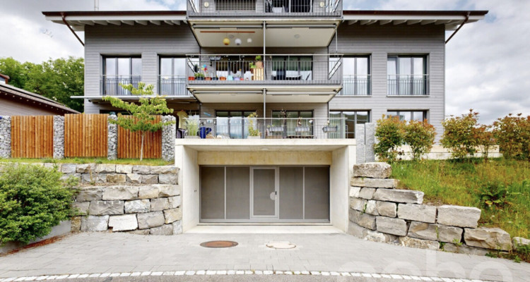 Moderne Wohnung mit Bergsicht image 1