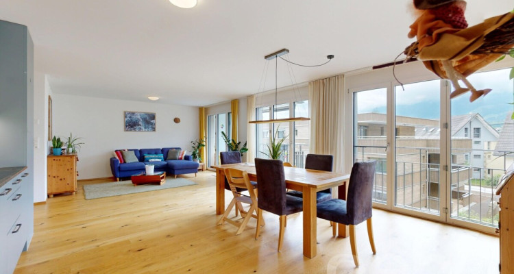 Moderne Wohnung mit Bergsicht image 2