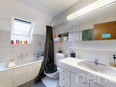 Charmante 3.5-Zimmerwohnung mit offener Galerie und Cheminée image 7