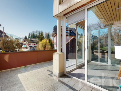4.5-Zimmerwohnung mit Terrasse, Wintergarten & Garage image 4