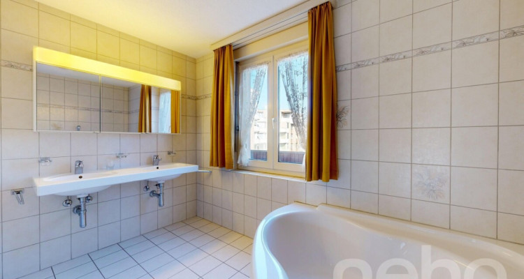 4.5-Zimmerwohnung mit Terrasse, Wintergarten & Garage image 9