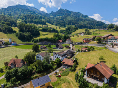 Wohnen, wo andere Ferien machen -sonnig und modern image 1