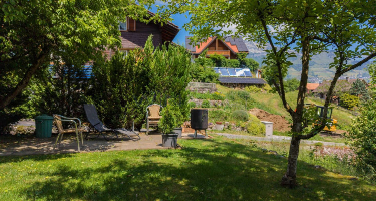 Dachwohnung an Vorzugslage -naturnah und sonnig gelegen image 3