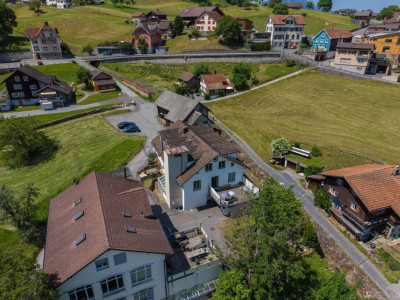 Einzigartiges Wohnen mit eigener Werkstatt image 2