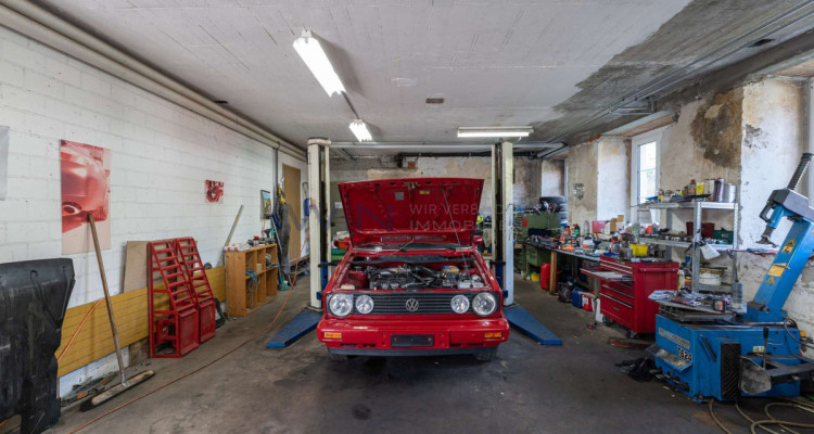Autowerkstatt mit 2.5 Zimmer - Wohnung image 2