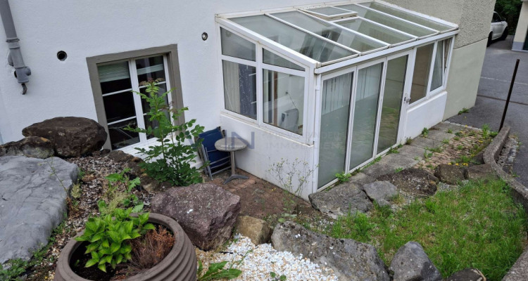 Oltimerwerkstatt und 2.5 Zimmer - Wohnung image 6