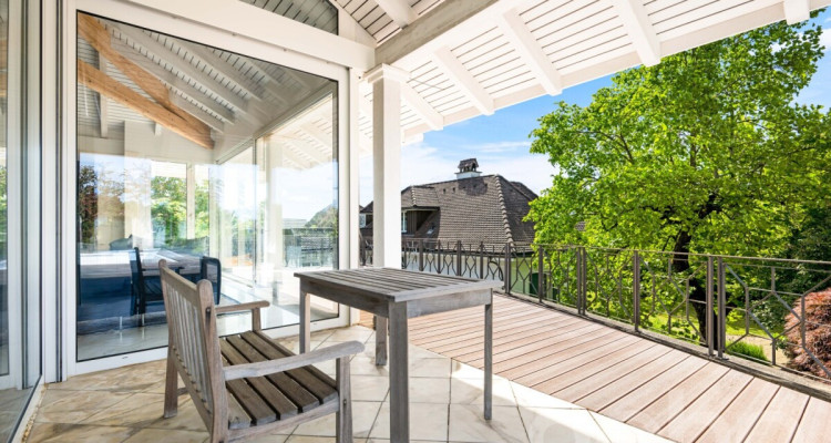 Exklusives Landhaus-Anwesen mit zwei Häusern & Parkgarten image 5