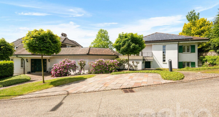 Exklusives Landhaus-Anwesen mit zwei Häusern & Parkgarten image 11