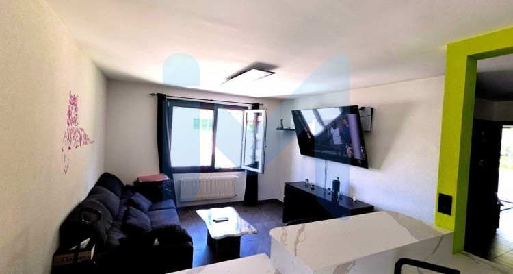 Appartement de 3,5 pièces lumineux vue sur les montagne  image 5