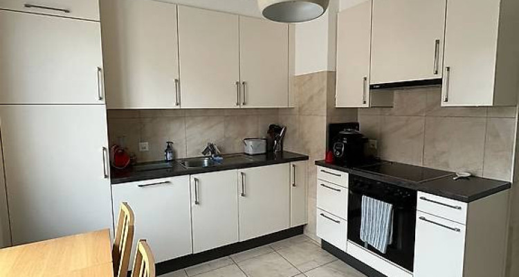 Appartement 2.5 pièces à Lausanne 2126fr image 3