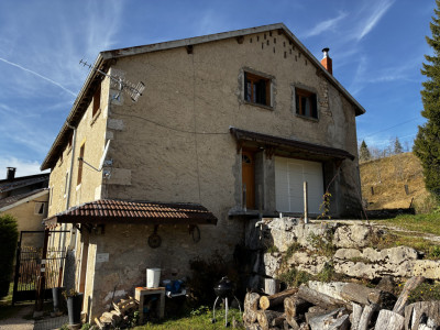 Ensemble immobilier avec gîtes – Haut-Jura, proche frontière suisse image 5