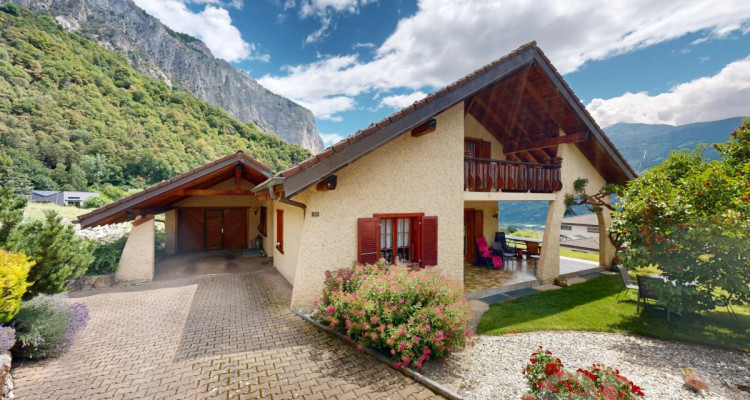 Superbe Villa spacieuse - endroit privilégié avec grande parcelle image 1