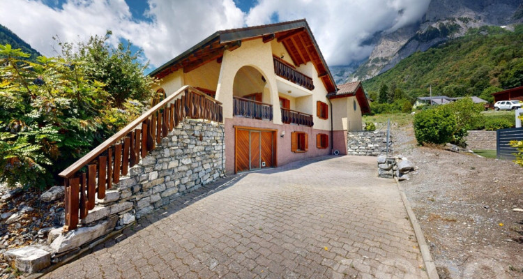 Superbe Villa spacieuse - endroit privilégié avec grande parcelle image 2