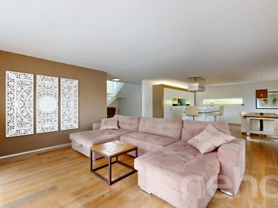 Einmalige Gelegenheit: Hochwertiges 6.5-Zimmer-Einfamilienhaus image 3