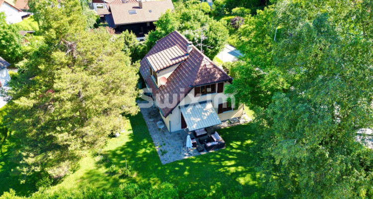 Villa individuelle en exclusivité, 5 chambres, sauna et jardin arboré - Châtillens, secteur Oron image 1
