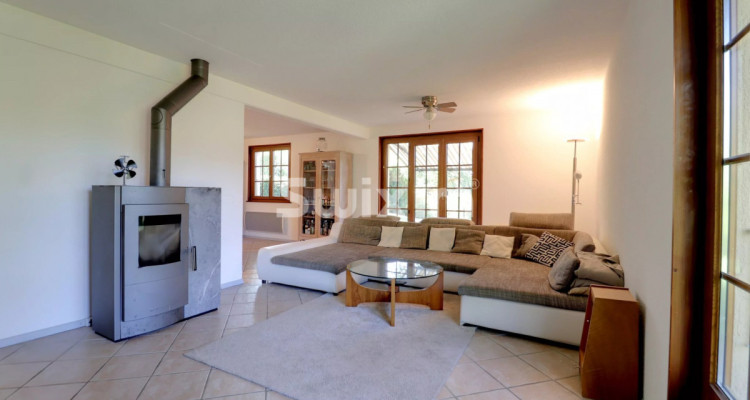 Villa individuelle en exclusivité, 5 chambres, sauna et jardin arboré - Châtillens, secteur Oron image 3