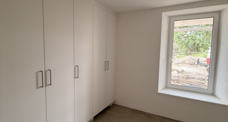 Charmant 2,5 pièces de plain-pied entièrement rénové image 2