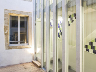 Appartement lumineux au centre-ville de Neuchâtel image 6