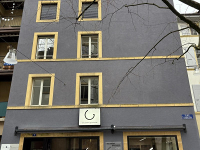 Appartement lumineux au centre-ville de Neuchâtel image 9