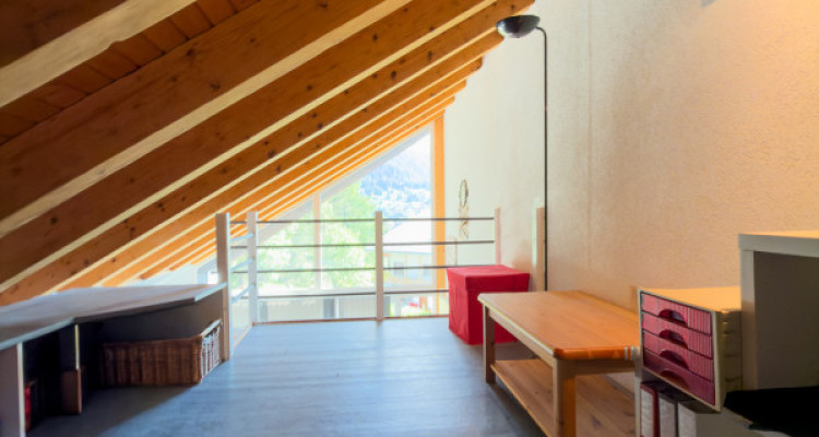 Vercorin - Roches-Hombes - R2 avec accès indépendant, beaux volumes et ambiance chalet image 4