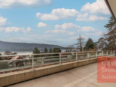 Appartement de Prestige Rénové en vente à VEYRIER DU LAC avec Vue Panoramique sur le Lac dAnnecy image 3