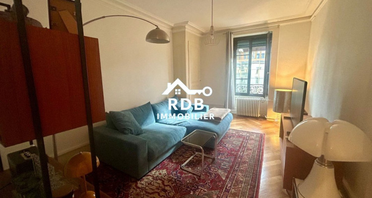 Appartement de 3,5 pièces au 4ème étage sans ascenseur à Genève 1205 image 1