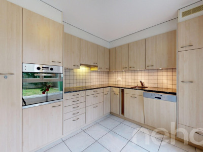 Familienfreundliche 4.5-Zimmerwohnung mit Garten image 2