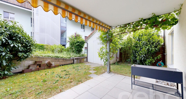 Familienfreundliche 4.5-Zimmerwohnung mit Garten image 8