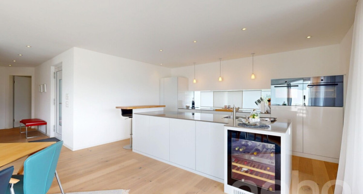 Luxuriöse 4.5-Zimmer-Wohnung mit traumhafter,  unverbaubarer Weitsicht image 3