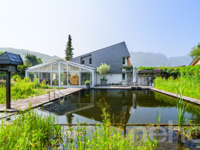 EFH in Grabs mit Naturpool, Privatsphäre & Gartenidylle image 2