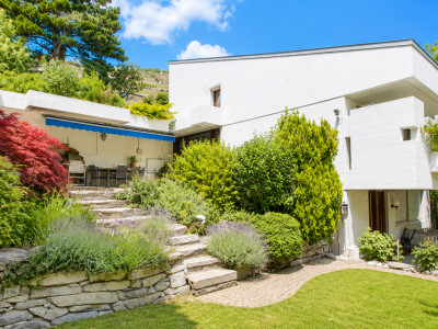 A VENDRE – Villa d’architecte 6.5 pièces en triplex image 1