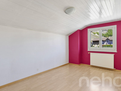 Opportunité Rare à Leytron : Maison Villageoise aux Multiples Possibil image 10