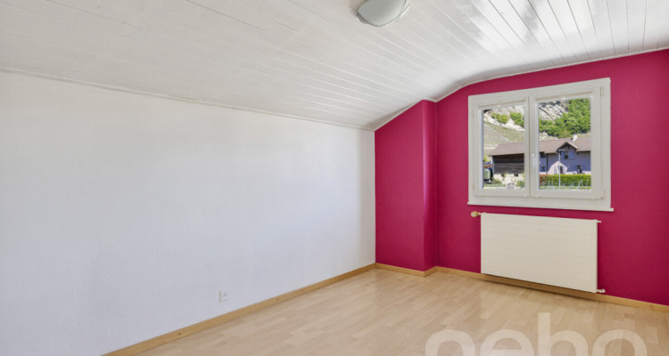 Opportunité Rare à Leytron : Maison Villageoise aux Multiples Possibil image 10
