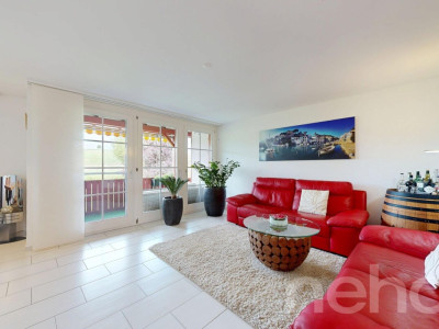 3.5-Zimmer-Wohnung mit unverbaubarer Aussicht image 2