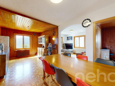 Duplex de 6.5 pièces avec balcon, garages et vue dégagée à Savièse image 1
