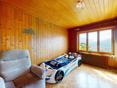 Duplex de 6.5 pièces avec balcon, garages et vue dégagée à Savièse image 8