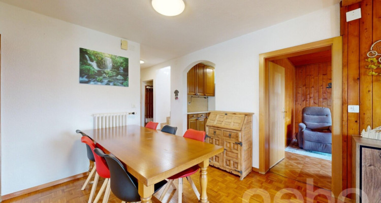 Duplex de 6.5 pièces avec balcon, garages et vue dégagée à Savièse image 3