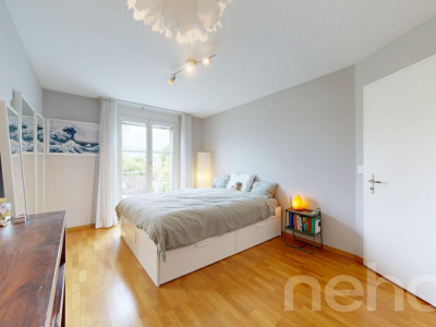 Grosszügige 5.5-Zimmer-Doppelhaushälfte in Mönchaltorf image 11