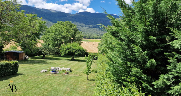 La prestigieuse et authentique propriété familiale à 5 minutes de Nyon image 2