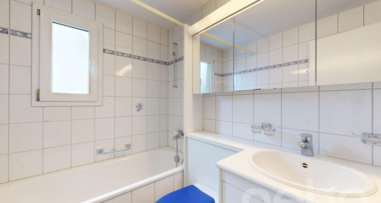 Gepflegtes 5-Zimmer Doppeleinfamilienhaus an familienfreundlicher Lage image 7