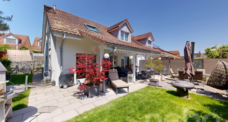 Familienfreundliches Einfamilienhaus mit sonnigem Garten image 1