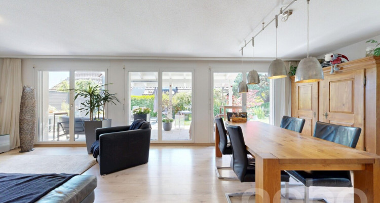 Familienfreundliches Einfamilienhaus mit sonnigem Garten image 3