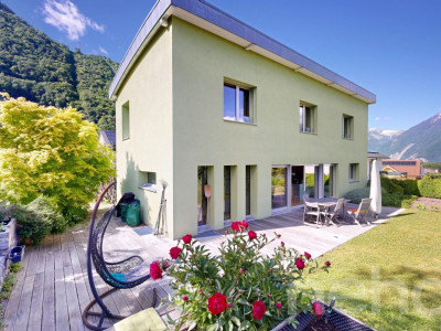 La villa familiale Minergie aux multiples possibilités - Vouvry image 1