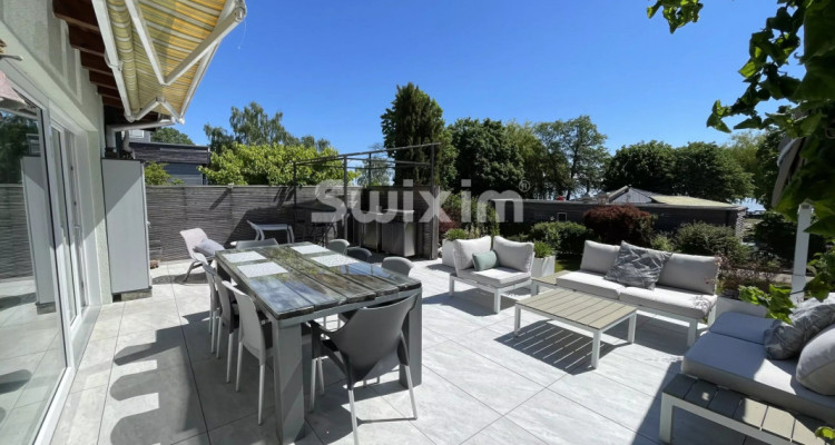 Appartement 5.5 pièces avec terrasse et jardin au bord du lac image 1