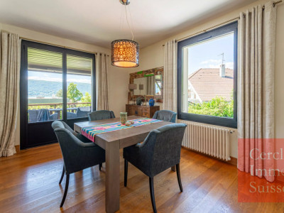 VEYRIER-DU-LAC ? PROPRIÉTÉ RÉNOVÉE AVEC VUE PANORAMIQUE SUR LE LAC DANNECY ? 219 M² UTILES SUR 1 000 M² DE TERRAIN image 10